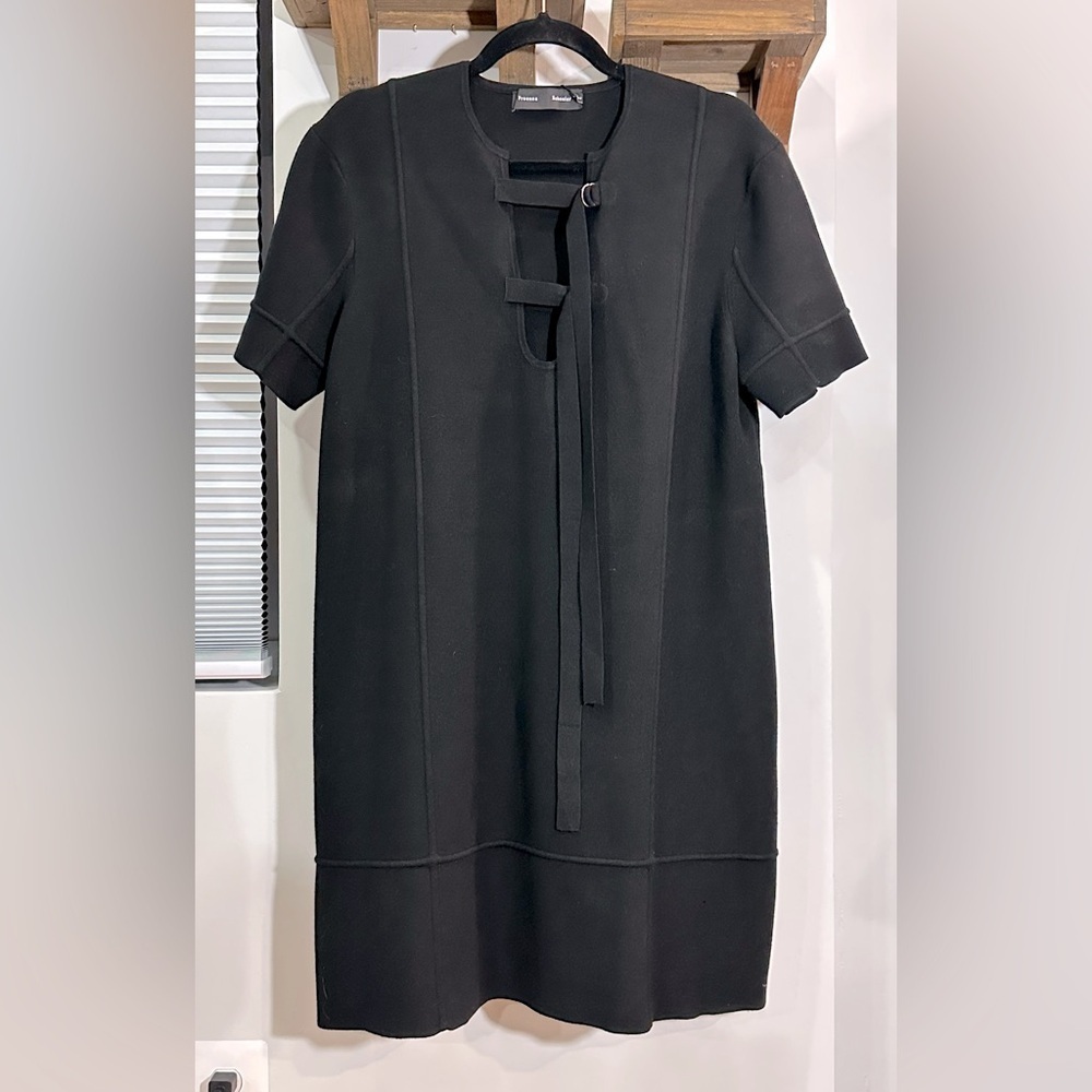 NWT Proenza Schouler Black Knit Short Sleeve Shift Dress D-Ring Buckle Straps L - Picture 1 of 13